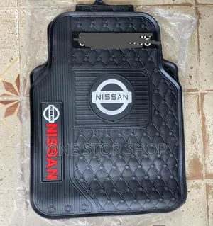 5pc Nissan White Logo Rubber Carpet Water/Dustproof Floor Mats