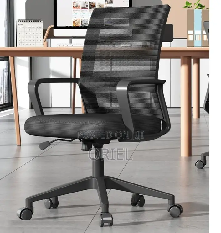 Medium Back Chairs: Breathable Mesh Swivel Desk Chair