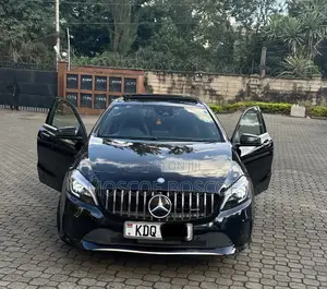 Mercedes-Benz A-Class 2017 Black