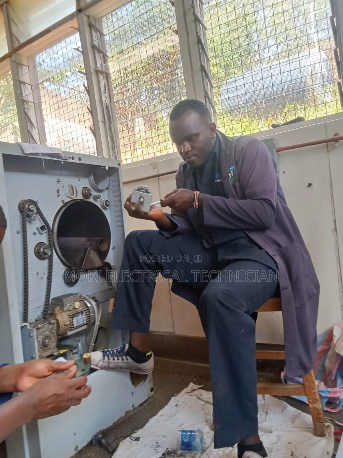 Electrician /Laundry Machine Technician
