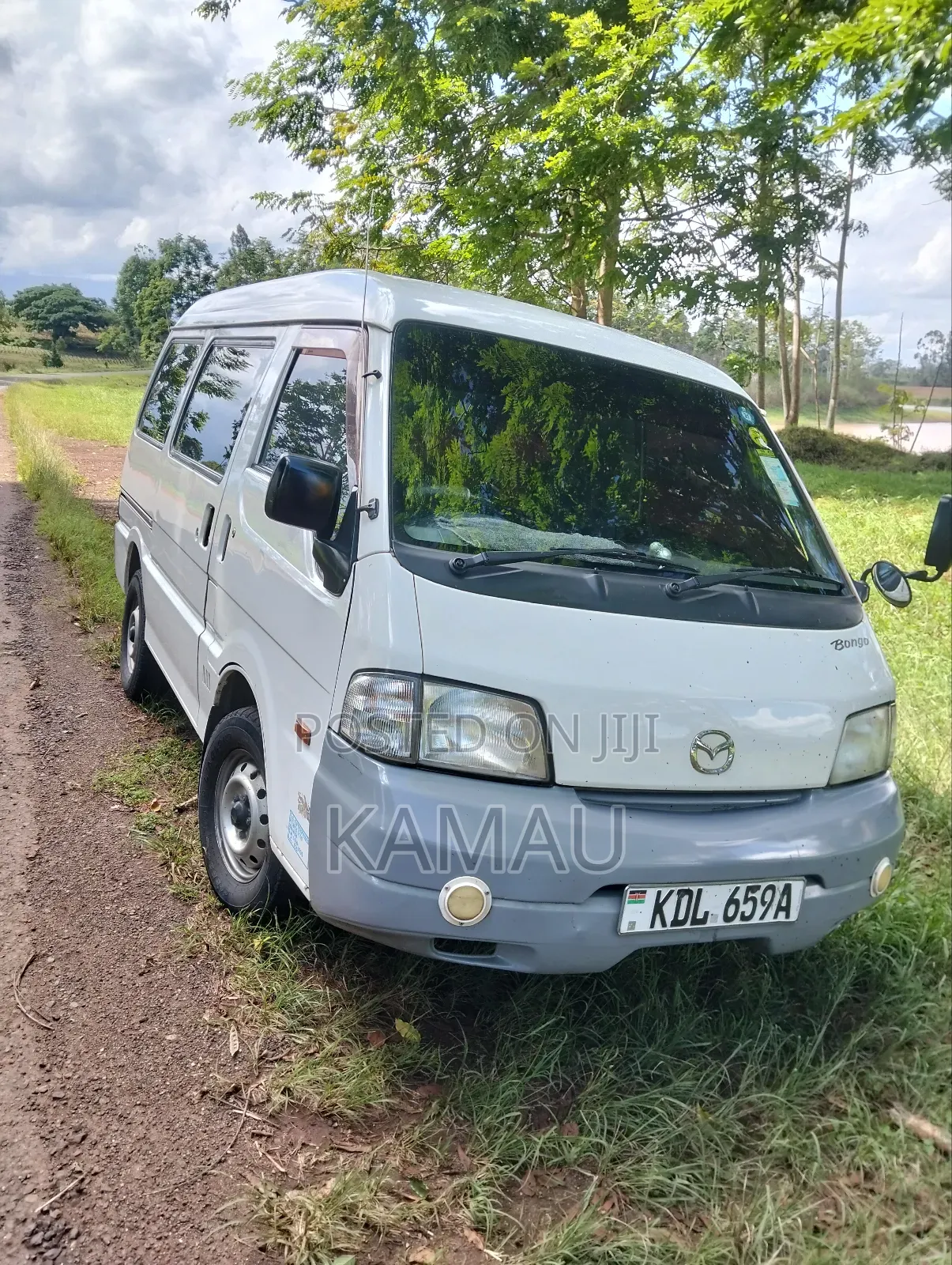 Mazda Bongo 2013 White