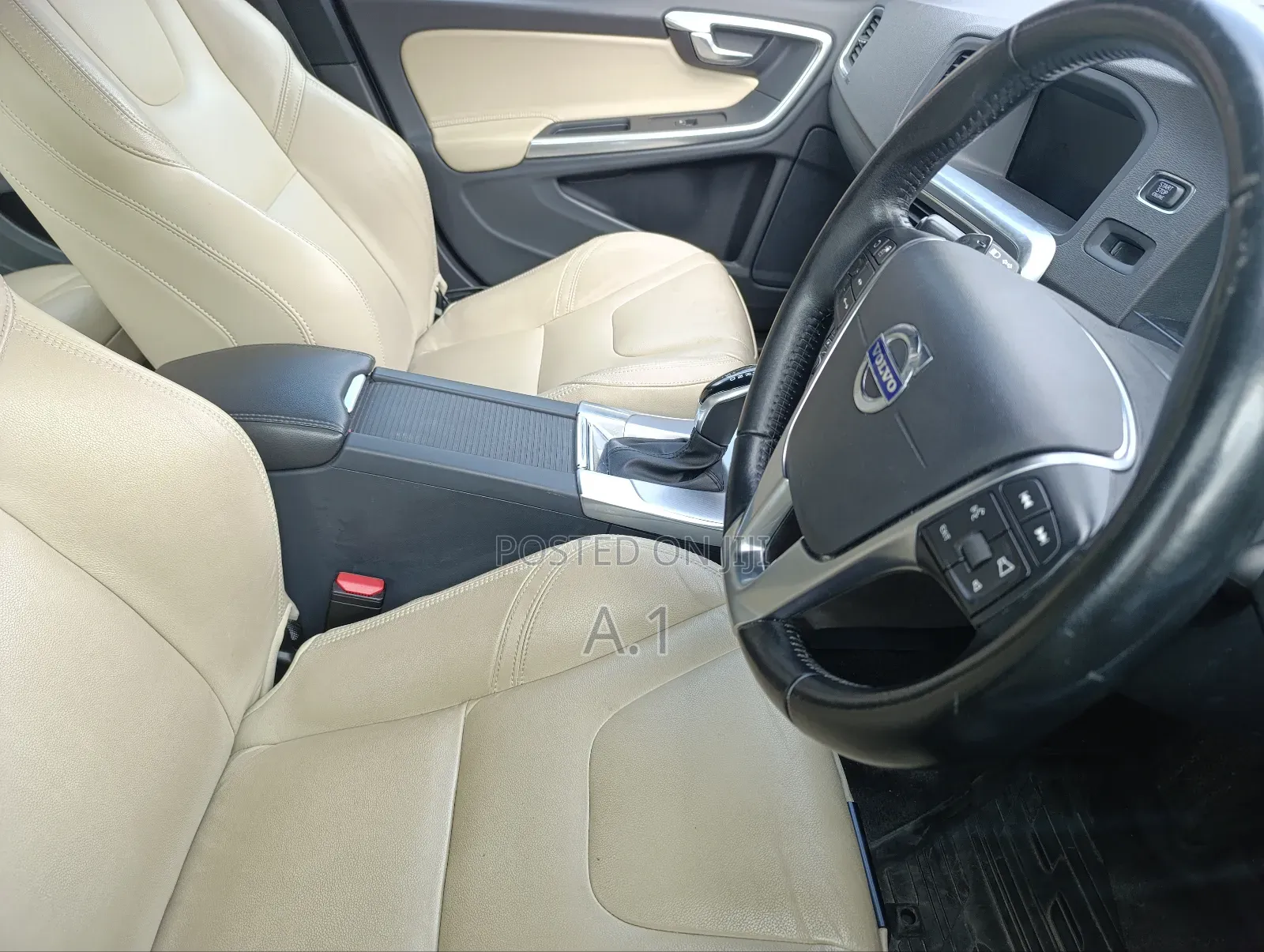 Volvo V60 2018 Blue