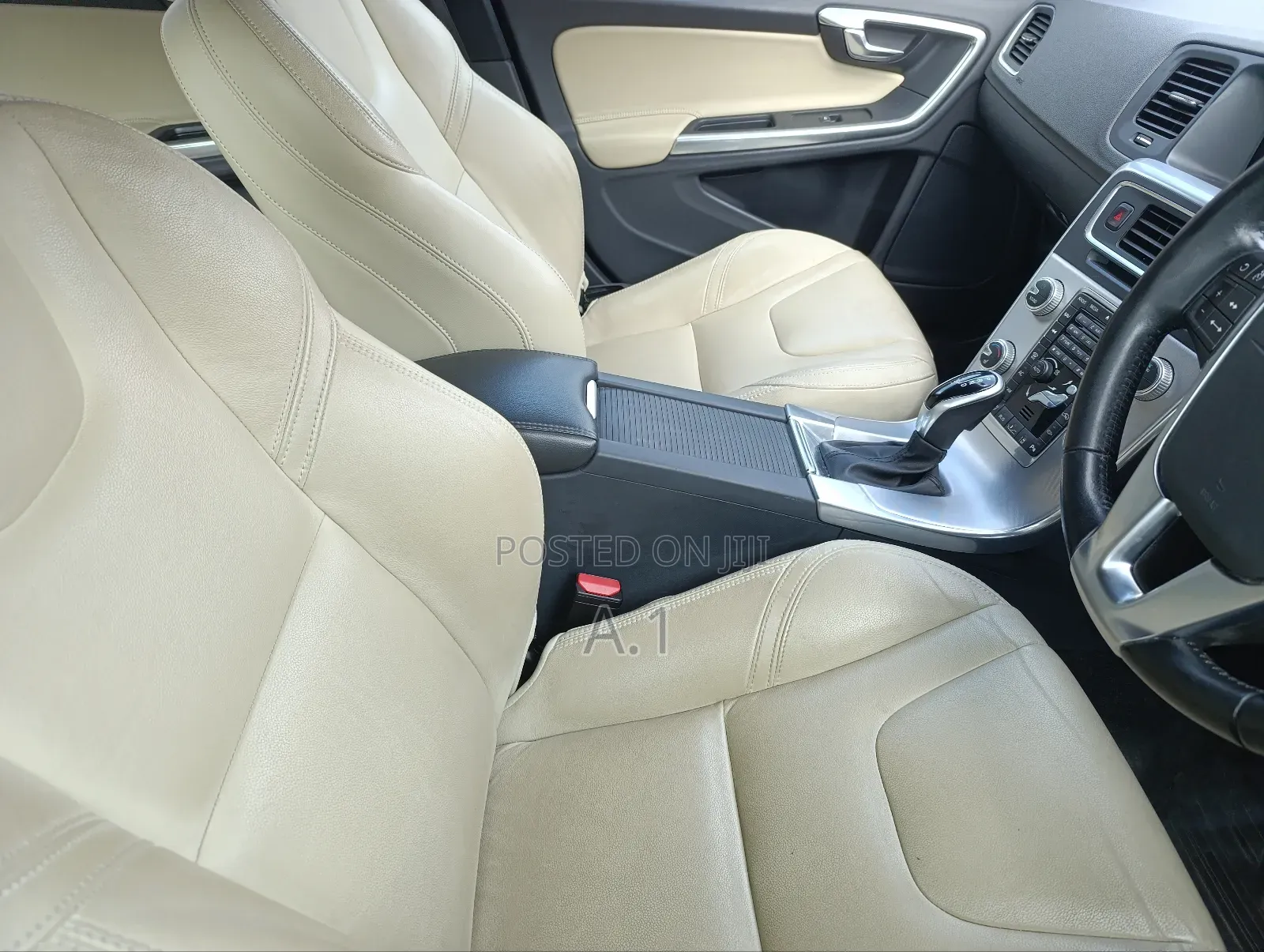 Volvo V60 2018 Blue