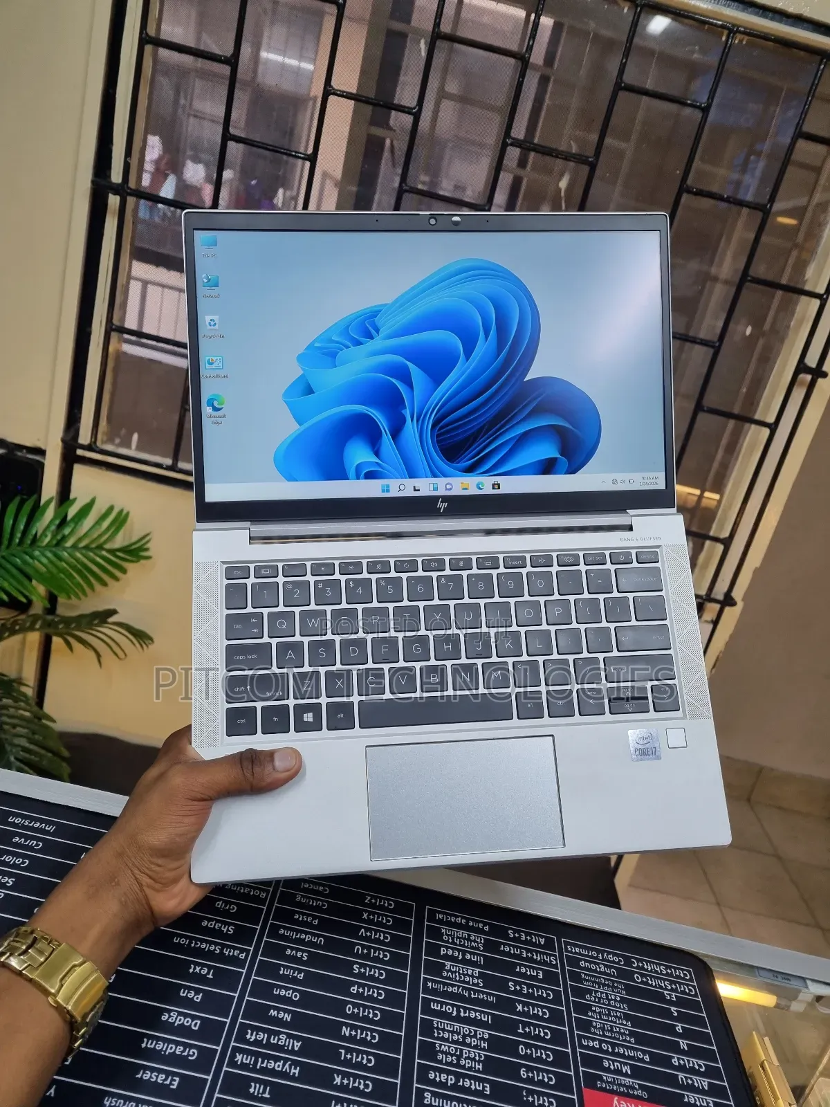 Laptop HP EliteBook 840 G7 8GB Intel Core i7 SSD 256GB