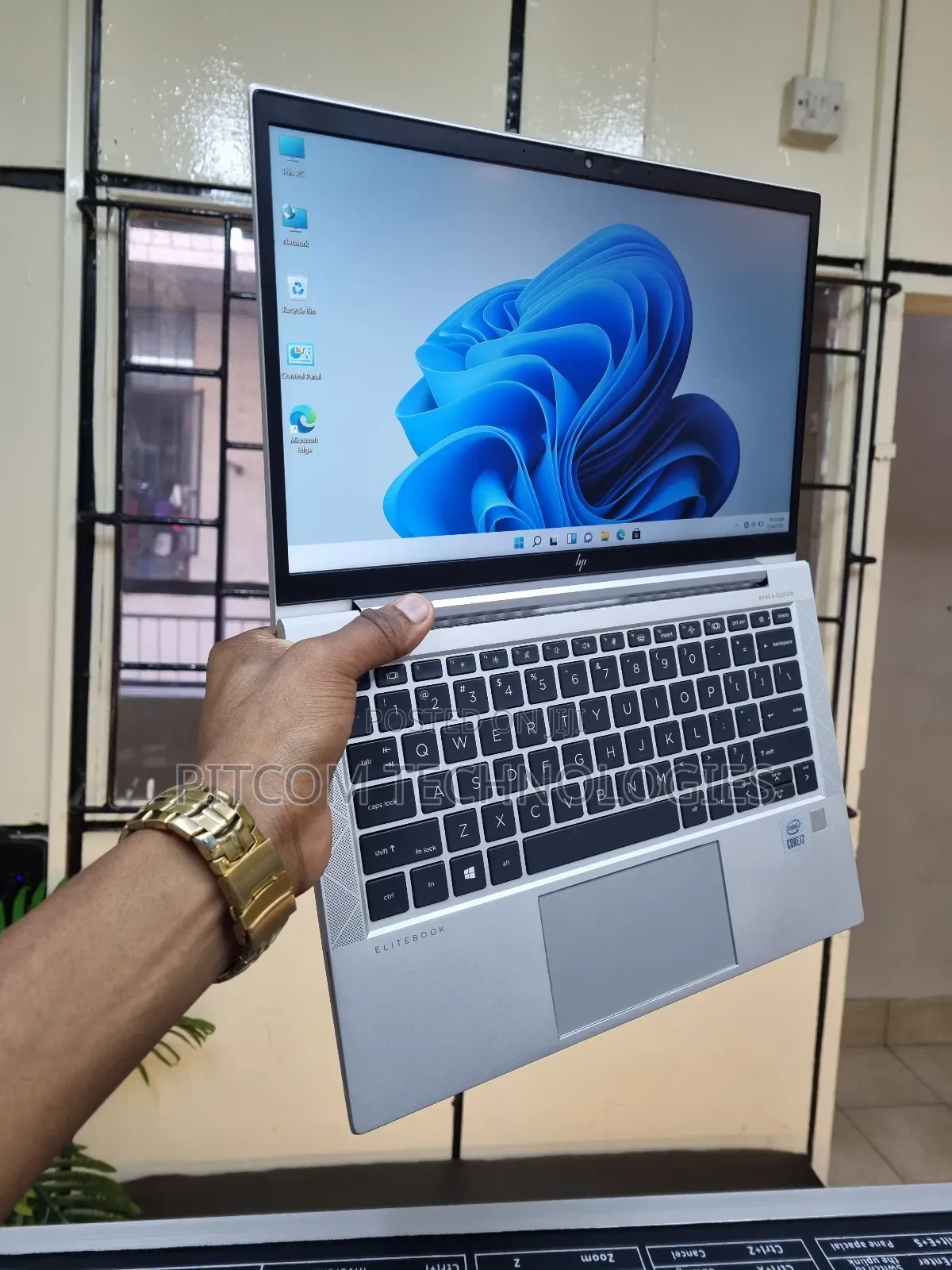 Laptop HP EliteBook 840 G7 8GB Intel Core i7 SSD 256GB