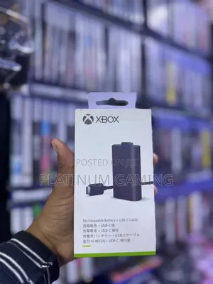 Xbox Rechargeable Battery + Usb-c Cable.
