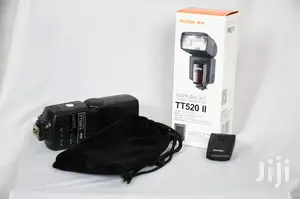 Godox Speedlite TT520 II