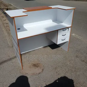 Classic Laminated MDF Customer Service Office Desk