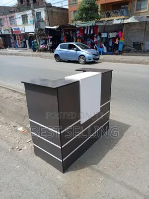 Modern Reception Desk White Brown