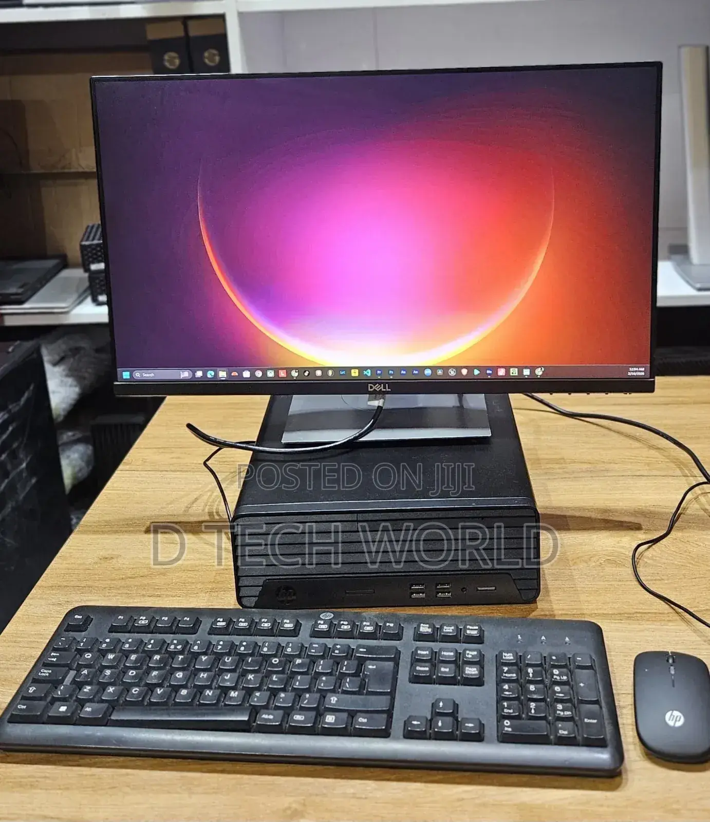 Desktop Computer HP 8GB AMD Ryzen 5 SSD 256GB