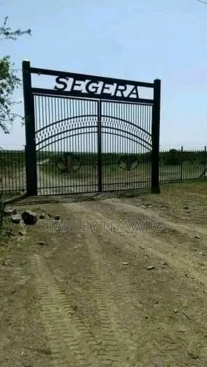 Selling 1.2.3.And 5 Acreas Nanyuki Segera