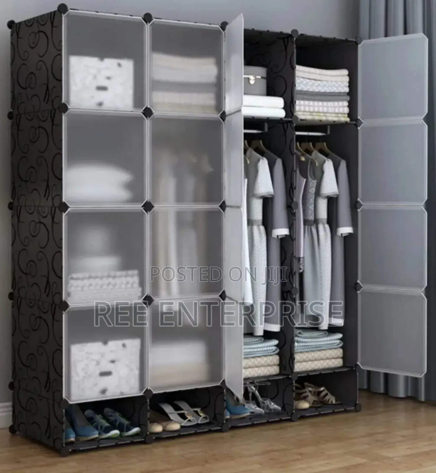 4- Column  Portable Plastic Wardrobes