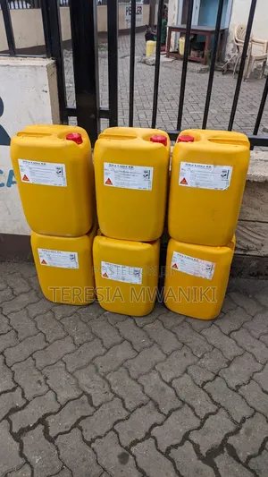 Sika Latex Ke. 25 Litres.