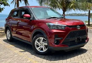 Toyota Raize 2019 Burgundy