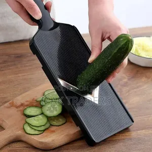 Wide Slice Vegetable Cutter/Shredder 
Japanese Design
