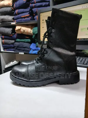 High Impact Workplaces Boot Askari
