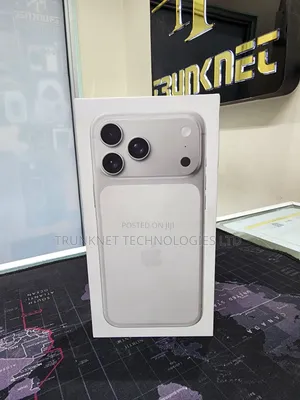 New Apple iPhone 17 Pro Max 256 GB Silver