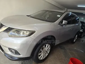 Nissan X-Trail 2015 Silver