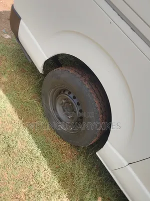 Toyota HiAce 2011 White