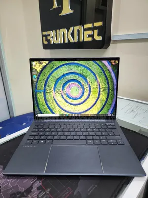 Laptop HP Dragonfly G3 16GB Intel Core i7 SSD 512GB