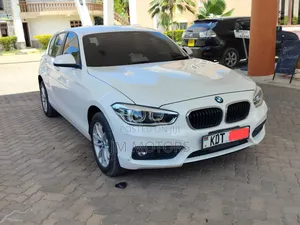 BMW 118i 2019 Pearl
