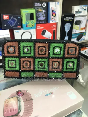 Women's Beads Hand Clutch