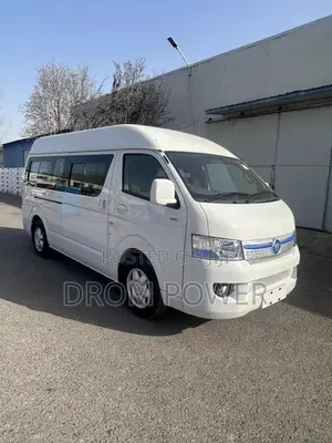 New Bus 2025 White