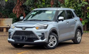 Toyota Raize 1.0 AWD 2019 Silver