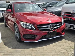 Mercedes-Benz C200 2019 Maroon