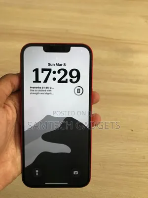 Apple iPhone 13 128 GB Red