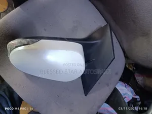 Toyota Auris Side Mirror