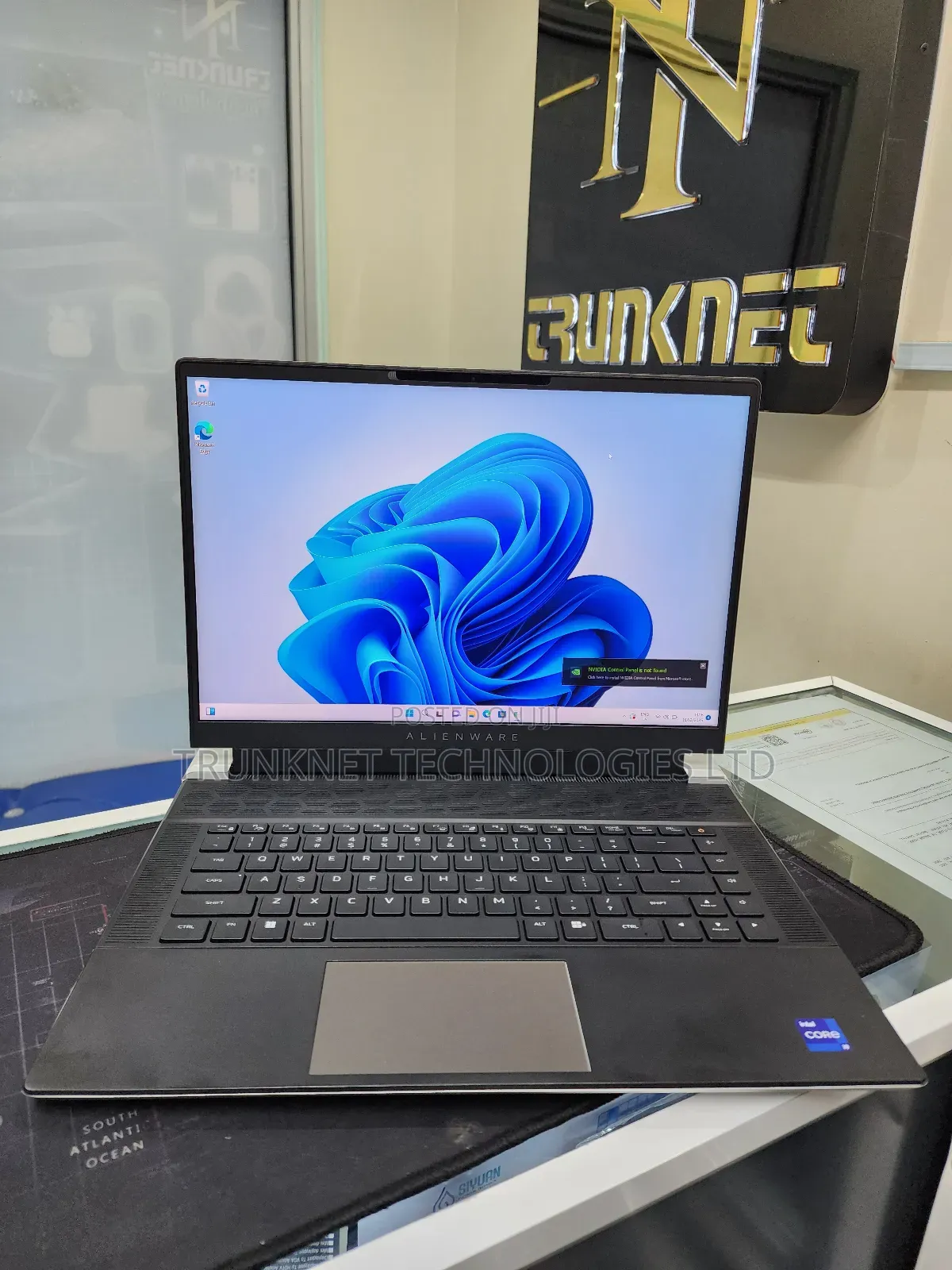 Laptop Alienware M17x R2 32GB Intel Core i9 SSD 1T
