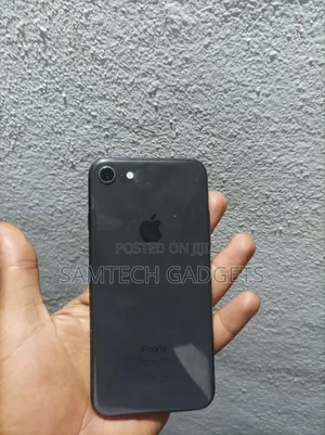 Apple iPhone 8 64 GB Black