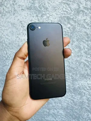 Apple iPhone 7 32 GB Black