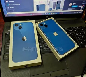 New Apple iPhone 13 128 GB Blue