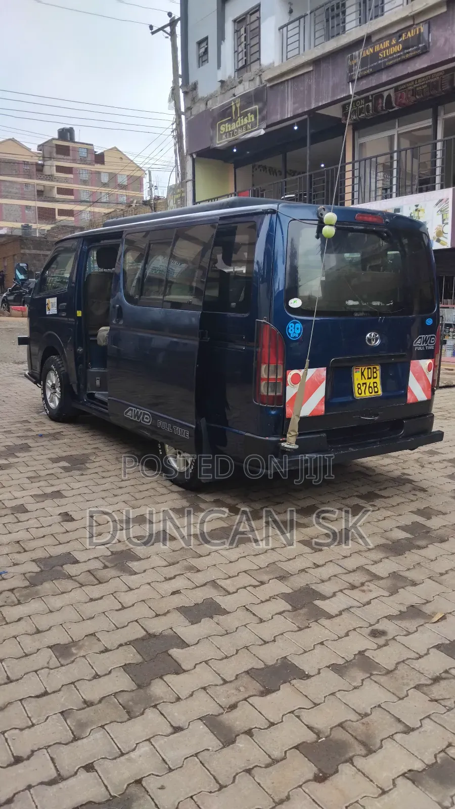 Toyota HiAce 2013 Blue