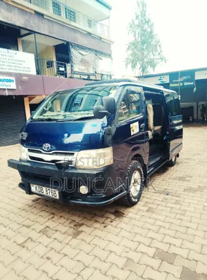 Toyota HiAce 2013 Blue