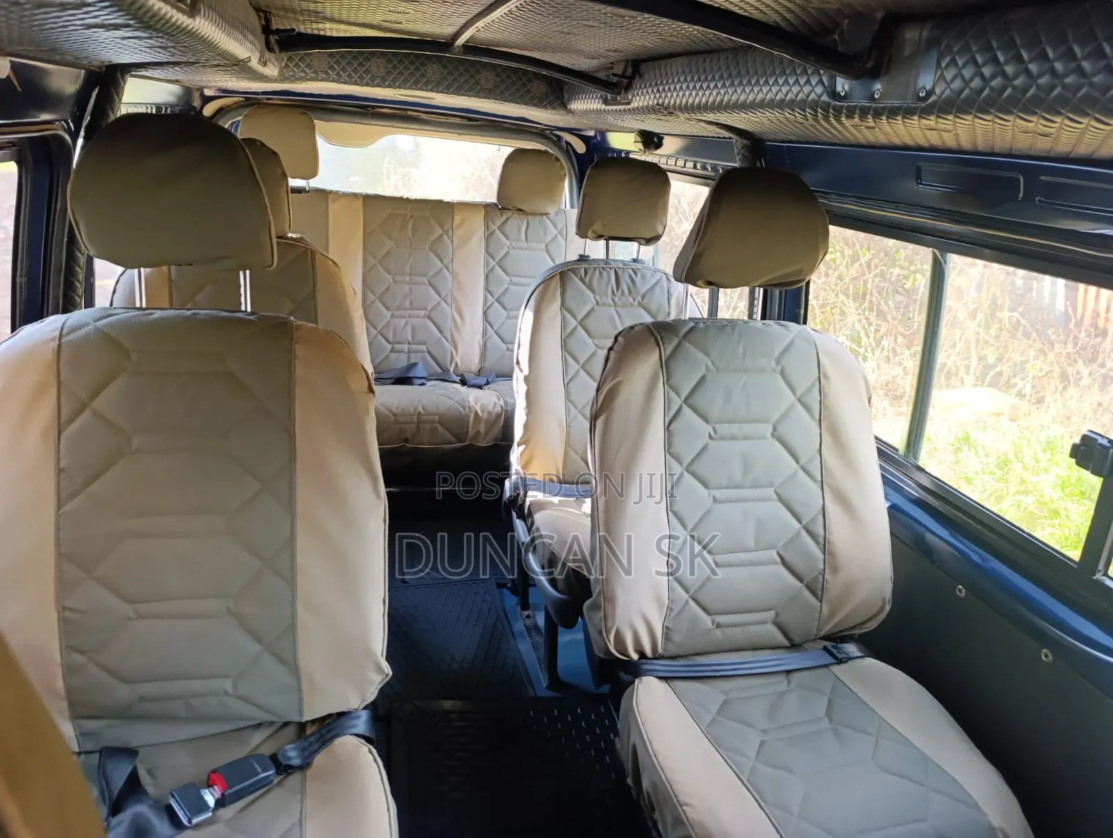 Toyota HiAce 2013 Blue
