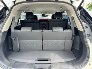 Nissan X-Trail 2.0 Petrol AWD 2018 White