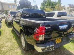 Toyota Hilux 2017 Black