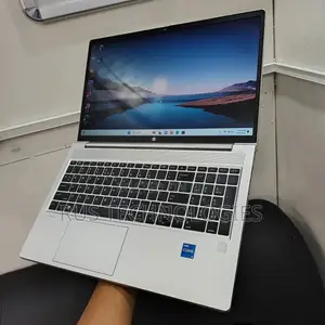 Laptop HP ProBook 450 G9 16GB Intel Core i7 SSD 512GB