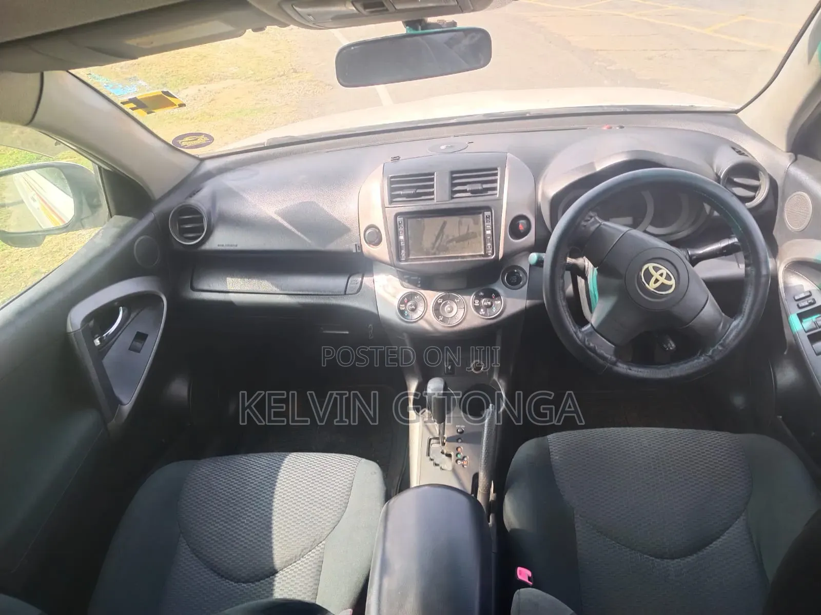 Toyota RAV4 2012 White