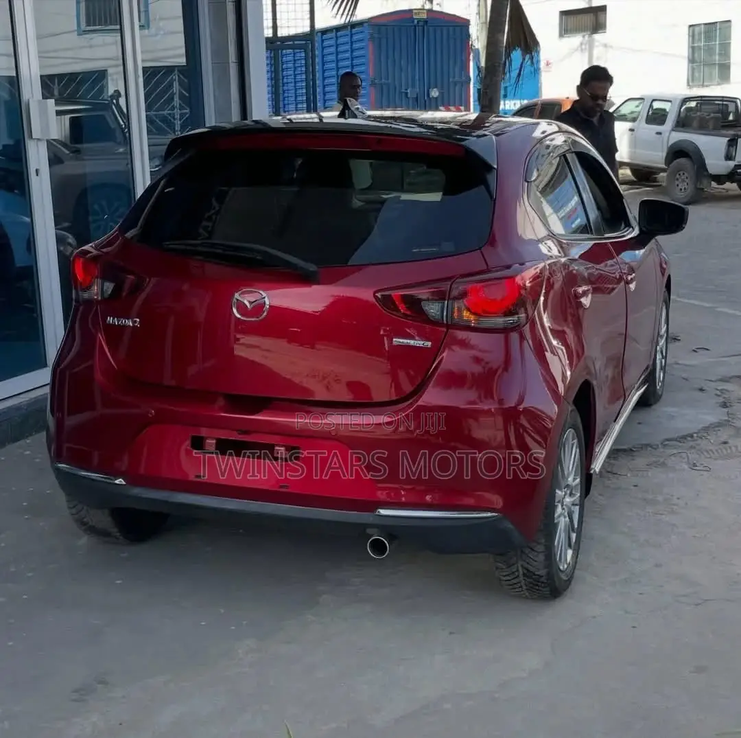 Mazda 2 2020 Maroon