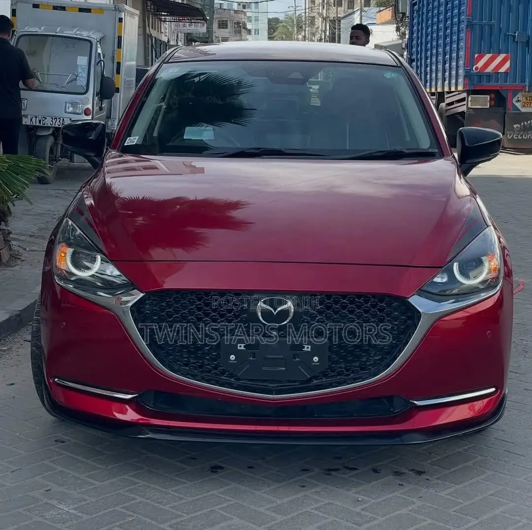 Mazda 2 2020 Maroon