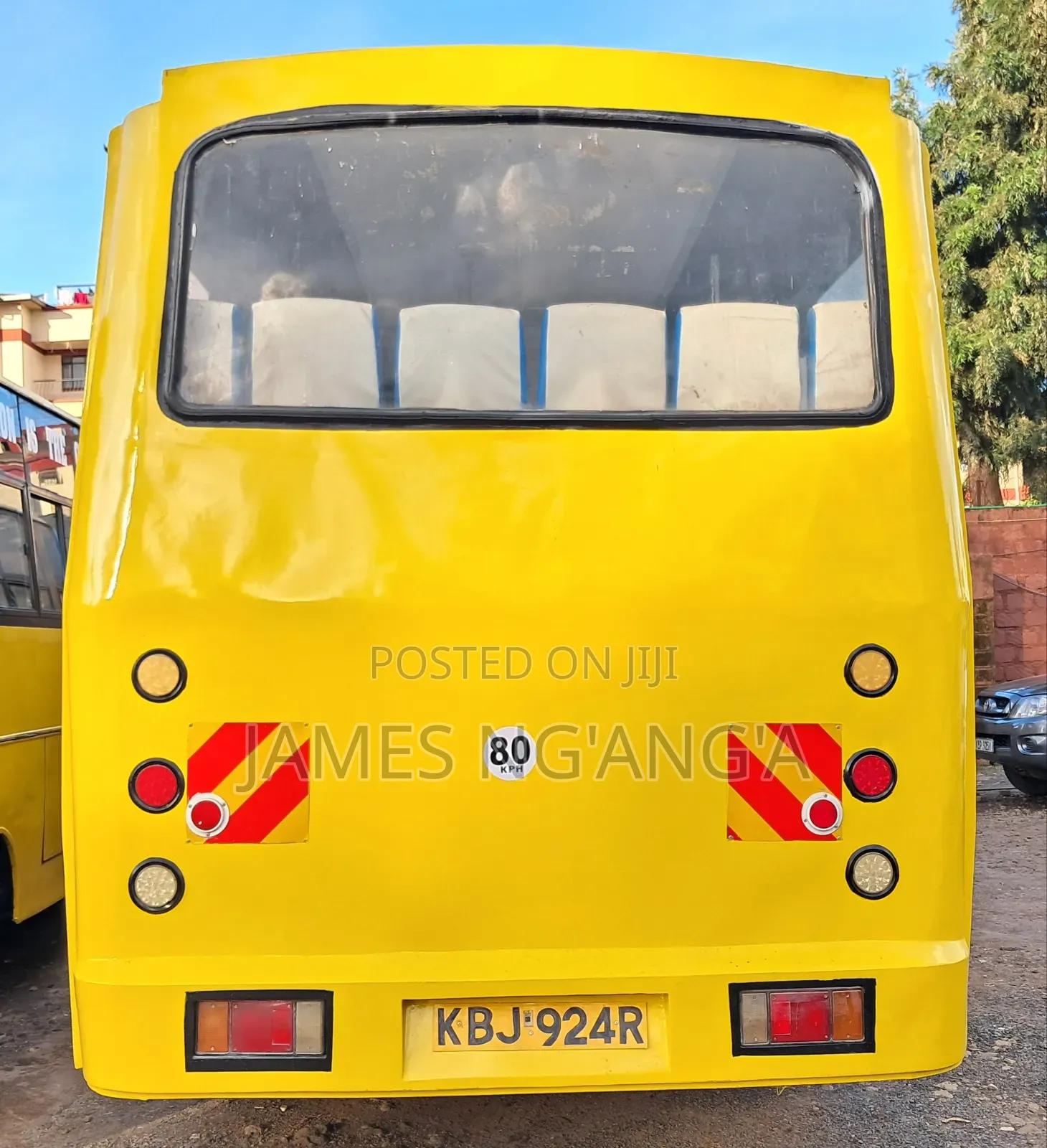 Isuzu FRR 2009 Yellow