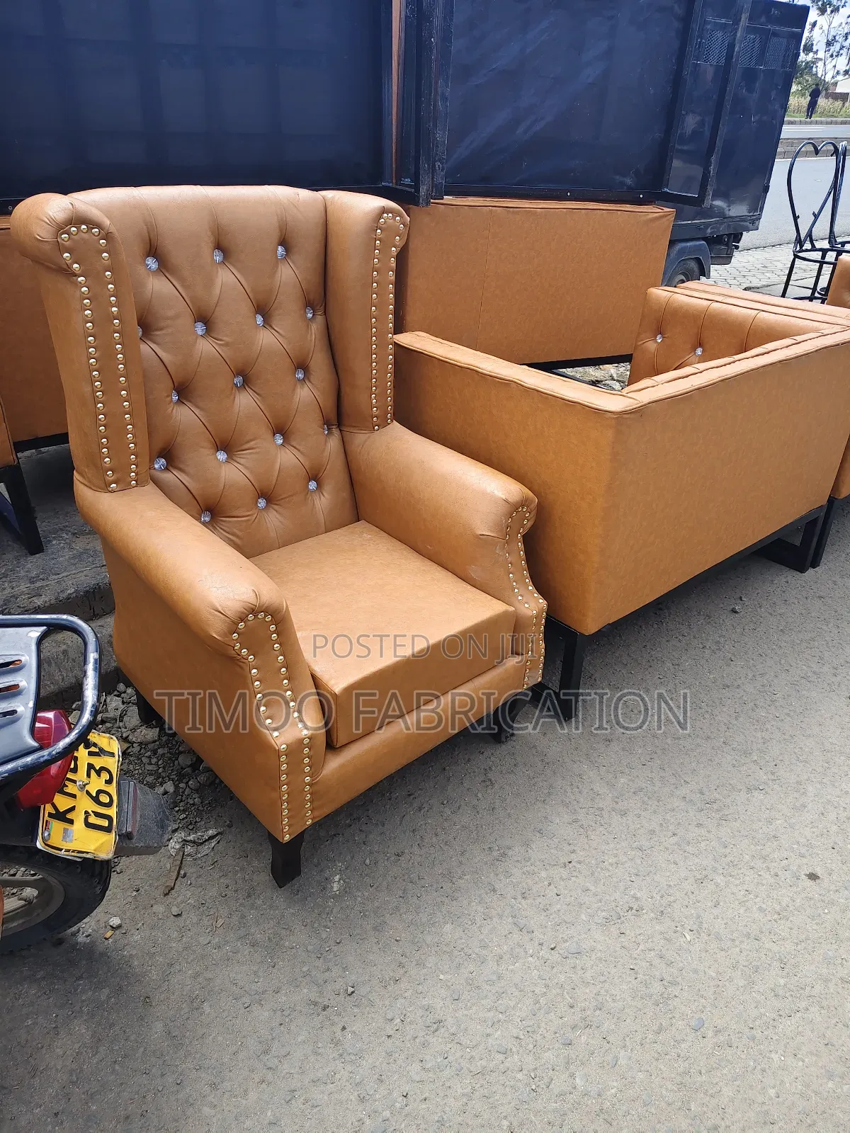 King Chair,Made With Leather