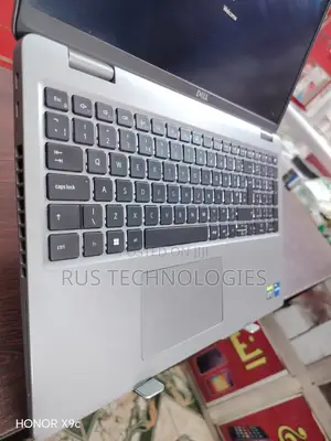 Laptop Dell Precision 3580 16GB Intel Core i7 SSD 512GB
