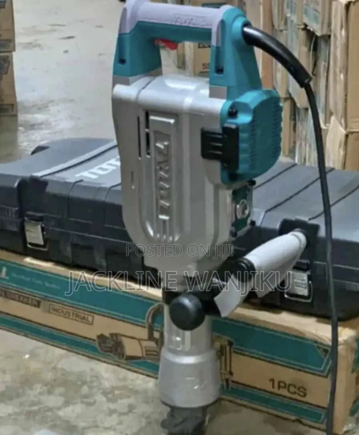 Total Demolition Breaker 1700watts/ Total Jack Hammer Machine
