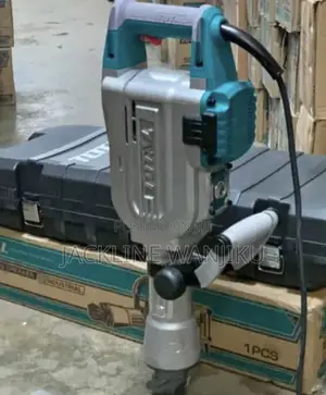 Total Demolition Breaker 1700watts/ Total Jack Hammer Machine