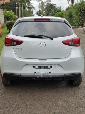Mazda 2 2020 Silver
